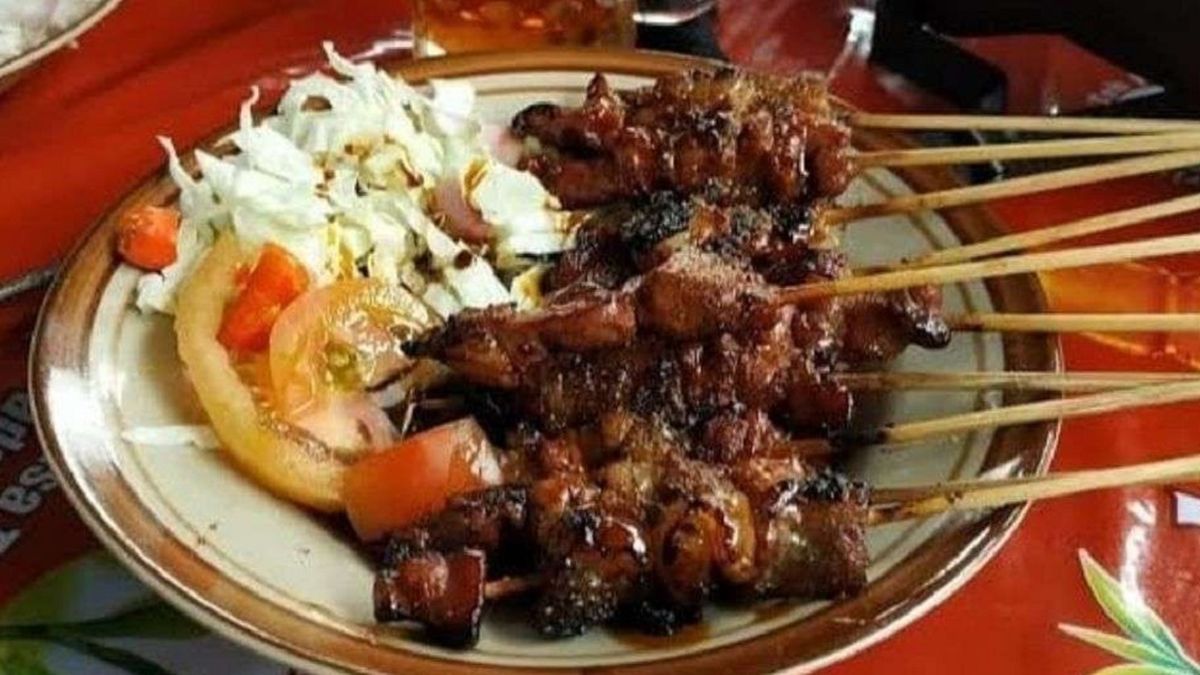 Rahasia Rasa Warung 25 Cell: Sate Legendaris Cilacap yang Selalu Menggugah Selera